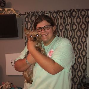 Meet your Posher, Kayla